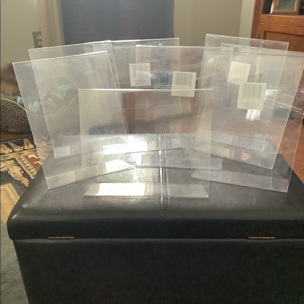 8 Plastic Picture Frames
